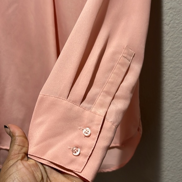 J. CREW Womens Elegant Pink Blouse Long Sleeve Sz XS V Neck Career Business Core - Picture 7 of 8
